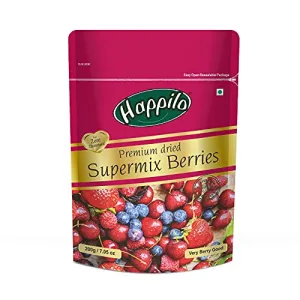Happilo Premium Dried Super Mix Berries 200gm | Tasty & Healthy Berries | Rich in Antioxidant | Contains Dried Strawberries Cranberries Cherry & Raisins Mix | Real Dried Berries